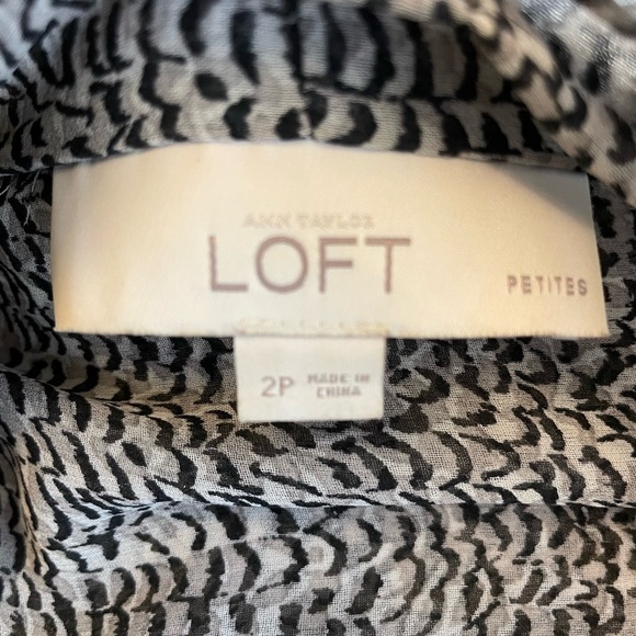Ann Taylor Loft black and printed blouse top pencil skirt bottom Dress- Size 2P - Picture 6 of 7